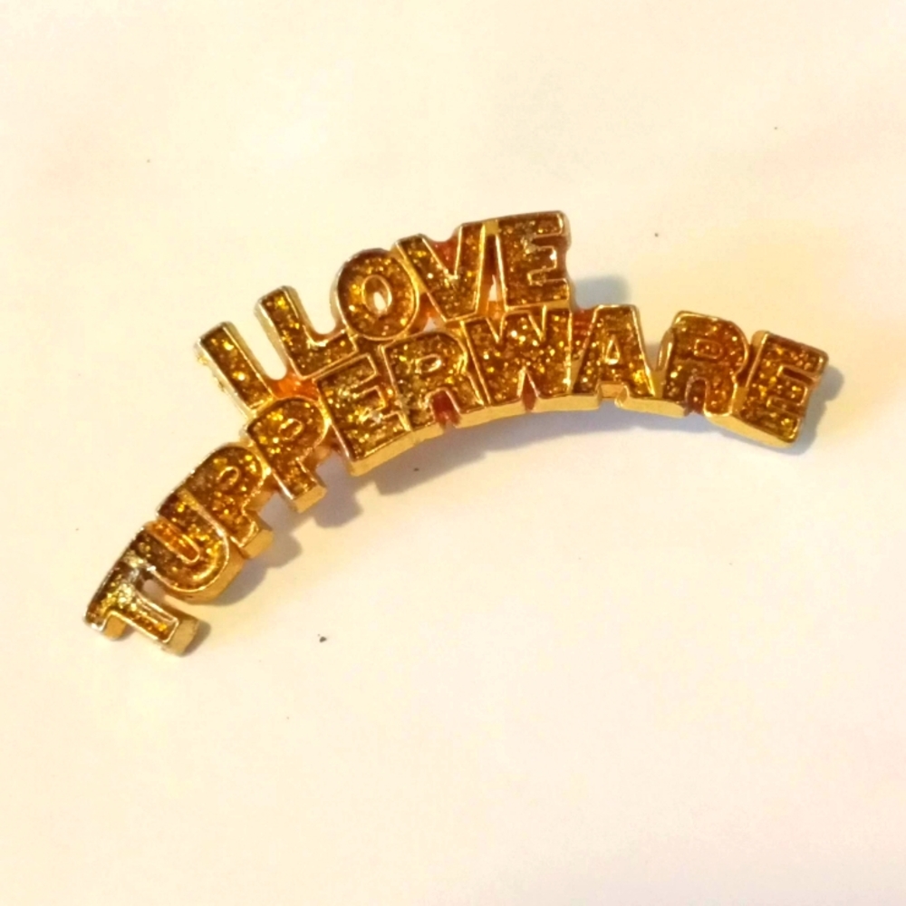 "I LOVE TUPPERWARE" Pendant